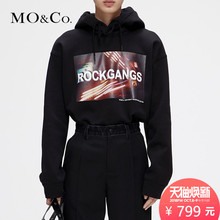 MOCO2018冬季新品摇滚图案印花连帽卫衣MT184SWS206 摩安珂图片