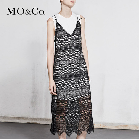 MOCO2018春季新品镂空蕾丝两件套连衣裙MA181DRS124 摩安珂商品大图