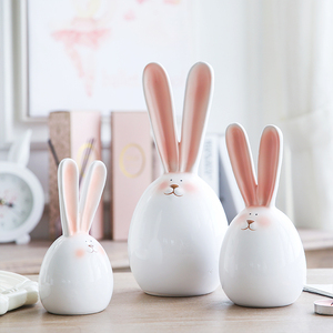 可爱少女陶瓷兔子家居摆件
