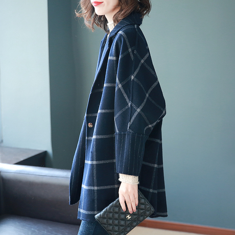 宝诗黎蝙蝠袖中长款毛呢外套女秋冬2018新款流行格子呢子大衣女装商品大图