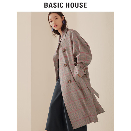 Basic House/百家好2018秋冬新品大衣女中长款格子风衣潮HSCA720L商品大图