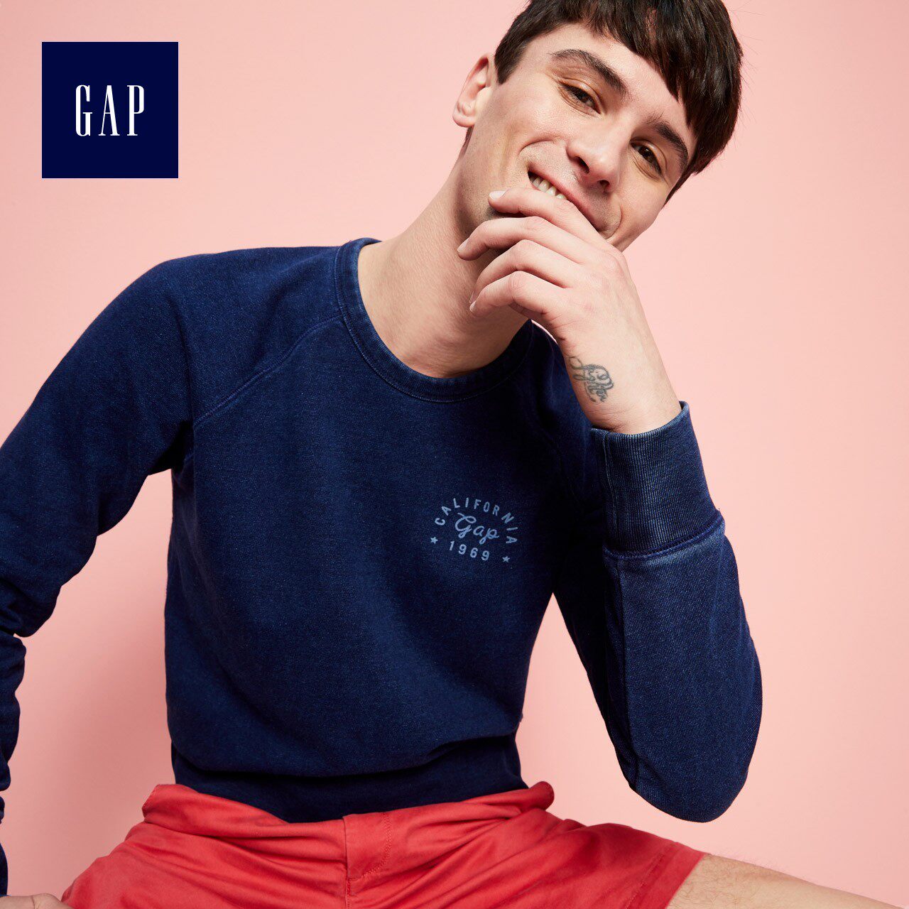 Gap男装 纯棉文字印花套头卫衣 男士插肩袖基本款上衣281025