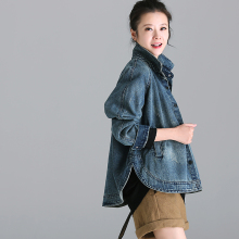 米可可  W2235文艺做旧复古水洗抓痕圆摆开叉长袖牛仔外套女18秋图片