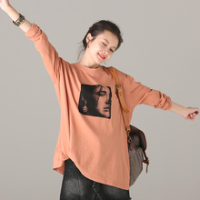 米可可  T9502 文艺大码人物印花圆领长袖打底纯棉T恤女 2018秋图片