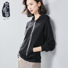 梵希蔓2018新款早秋卫衣女潮欧美薄款黑色短款套头宽松字母上衣女图片