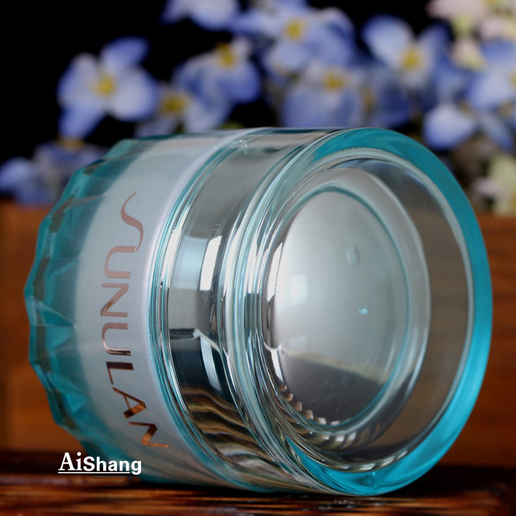 50g 桑芙兰面霜玻尿酸锁水保湿霜女补水保湿 正品桑芙 50g 桑芙兰面霜玻尿酸锁水保湿霜女补水保湿 正品桑芙