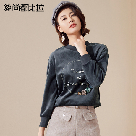 【8折价：182元】尚都比拉刺绣字母立体花朵落肩袖丝绒T恤卫衣商品大图