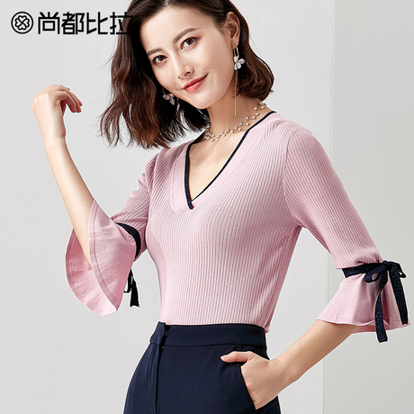 尚都比拉针织衫女秋2018新款显瘦V领撞色绑带蝴蝶结喇叭袖女上衣商品大图