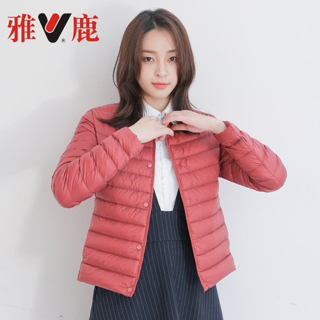 雅鹿2018冬 时尚女轻薄修身羽绒服短 百搭内外穿无领单排扣外套软商品大图