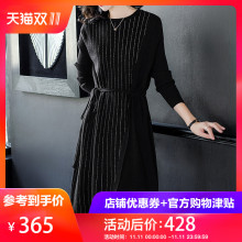 隆缘裳2018冬装新款针织连衣裙女条纹系带圆领拼接中长打底裙3515图片