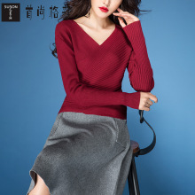 首尚格释秋装女2018新款修身v领针织衫长袖不规则打底衫毛衣女图片