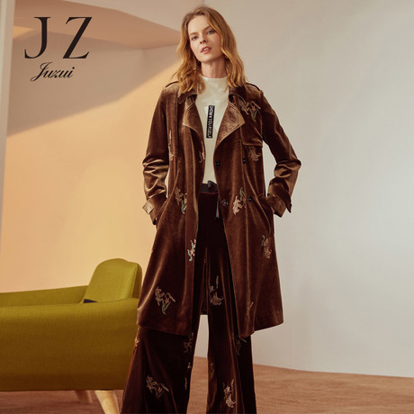 JUZUI/玖姿旗舰店2018秋装新款丝绒绣花大翻领中长款风衣女商品大图