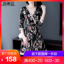 海青蓝2018秋季新款女v领半袖收腰时尚印花优雅chic连衣裙04565图片
