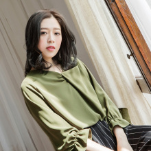 桔熊韩版甜美纯色V领荷叶边喇叭袖上衣女裝春秋大码AB5369图片