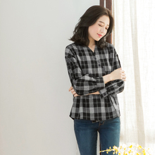 桔熊优惠韩版V领宽松配色格子泡泡袖衬衫衬衣女大码AB5437图片