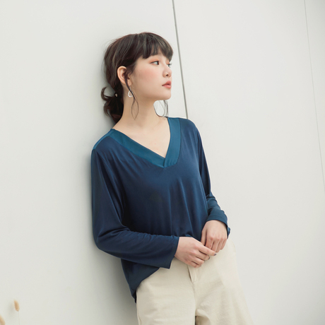 桔熊优惠春秋装简约轻柔宽松v领长袖上衣套头T恤女加肥大码AB6100商品大图