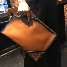 铆钉单肩斜挎包女iPad包 复古信封包时尚 手拿包个性 手包女2019新款