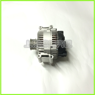 奥迪 A6L C6 2.0T 发电机