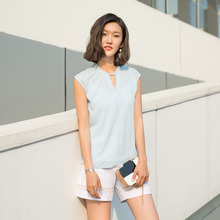 裂帛所在2018夏季新款镂空领口气质基础款无袖雪纺衫女图片
