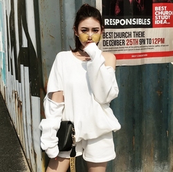 现货时尚套装韩国东大门女夏秋宽松大码露肩性感破洞卫衣短裤休闲