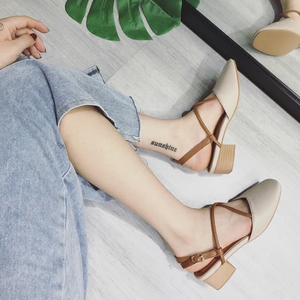 复古交叉带玛丽珍鞋