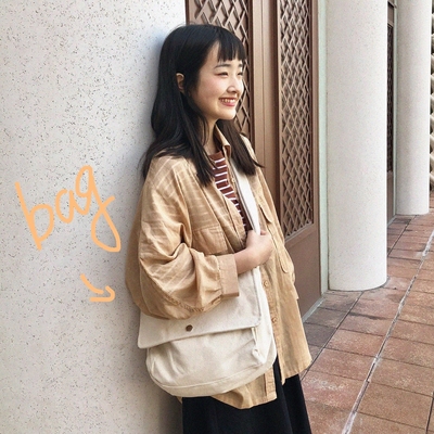 YUKIXIAOSHU 韩系girl都需要备一个复古纯色斜挎包帆布包 b0362