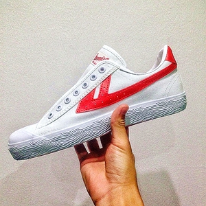 官方正品INS超火小白鞋