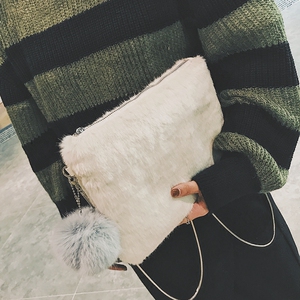 2017秋冬新款韩版毛绒绒信封包