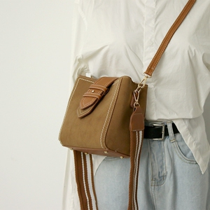 2017新款潮韩版百搭复古斜挎包