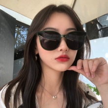 2018夏季新款 潮偏光太阳镜网红眼镜百搭墨绿色潮牌眼镜 墨镜女韩版