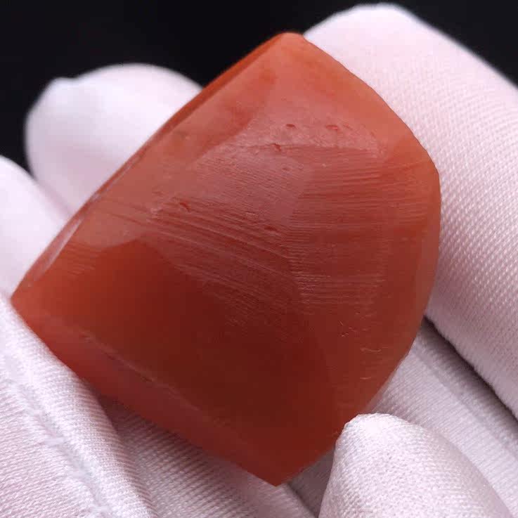 中国保山楊柳老坑大黒洞 南紅白菜，天然石
