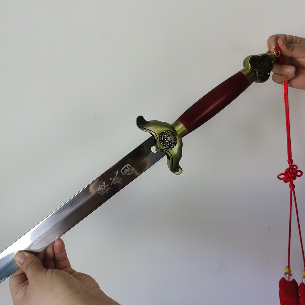 什么是传统武术中的太极剑？70-80cm不锈钢半硬剑解析 - 好物爆料 - 淘江湖