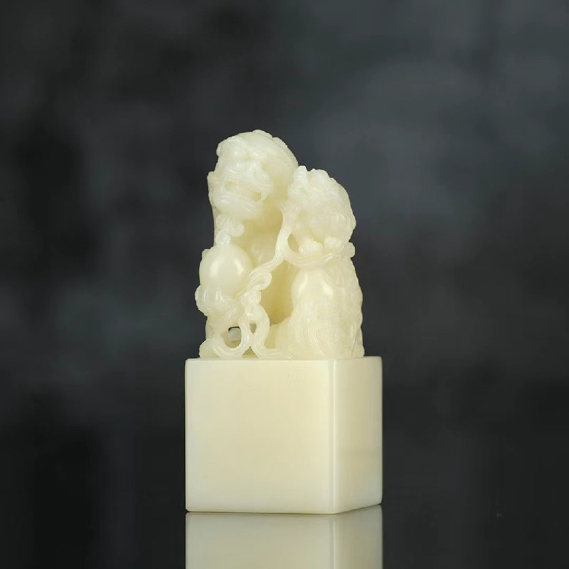福州匠人耗时三天雕完一枚寿山石印章- 种草笔记- 淘江湖