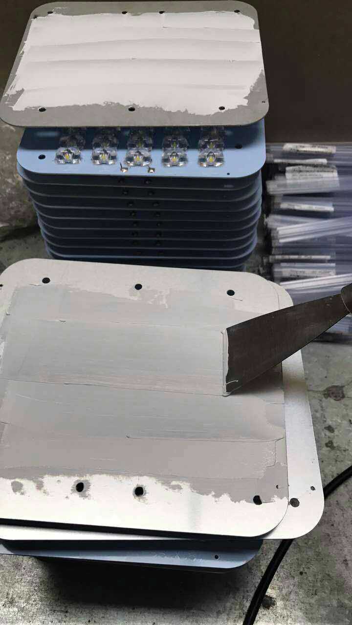 本白色硅脂真能以稳住3090。2.5W导热系数是玄学还是真香。