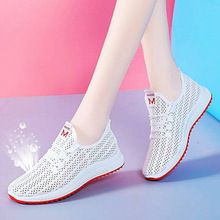 New summer women's mesh shoes are hollow, breathable and thick