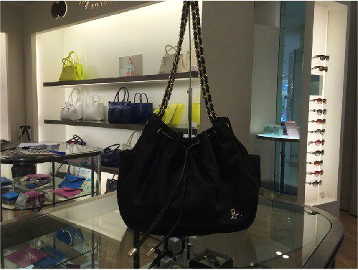 agnes b bucket bolsa