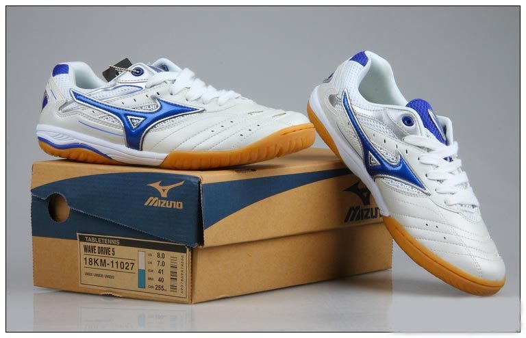mizuno table tennis shoes