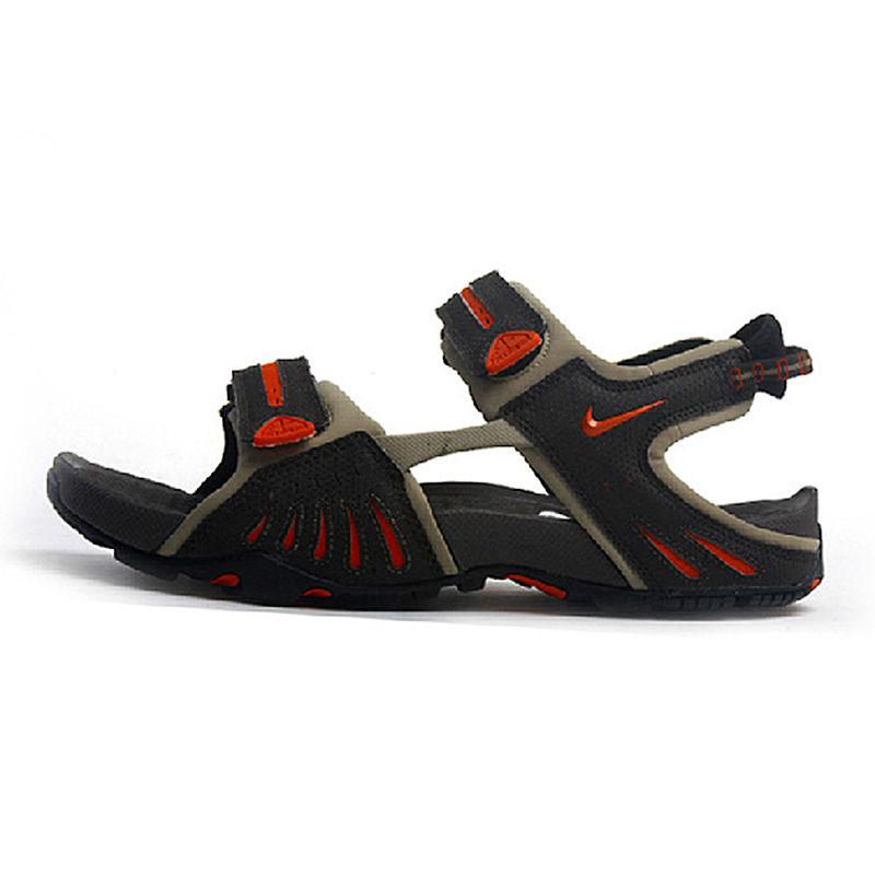 nike athletic sandals