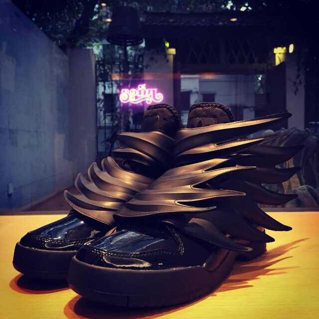 js wings 3.0 batman