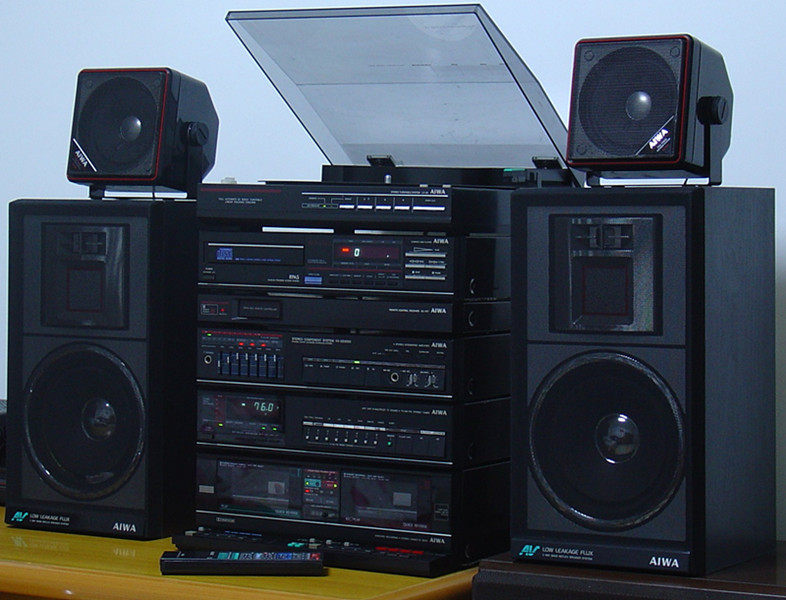 aiwa mini hifi component system